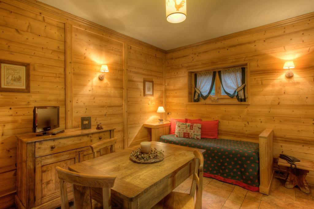 B&B Residence Checrouit Courmayeur Exterior foto