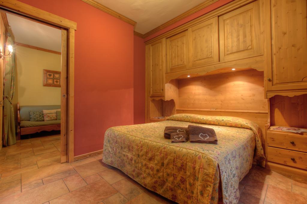 B&B Residence Checrouit Courmayeur Exterior foto