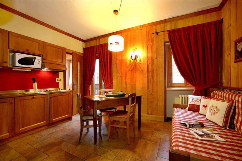 B&B Residence Checrouit Courmayeur Exterior foto