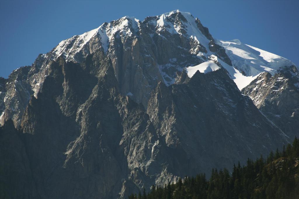 B&B Residence Checrouit Courmayeur Zimmer foto
